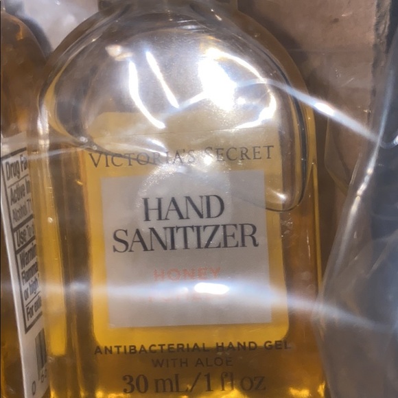 Victoria secret hand sanitizers - Picture 7 of 16